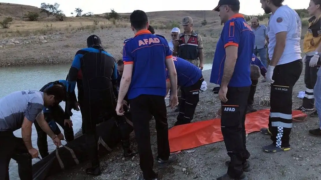 'Elazığ´da sulama göletine giren genç boğuldu'