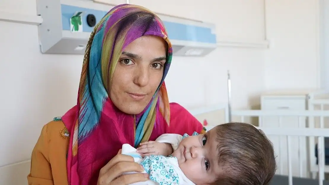 'Şifa bebek çare arıyor'