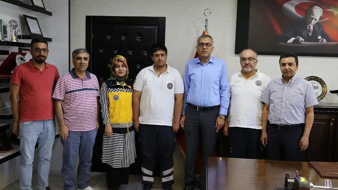 'Sağlık Müdürü Öz, 112 çalışanlarını tebrik etti'