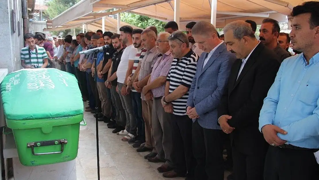 'Memleket Gazetesi Yönetim Kurulu Başkanı Geneş´in acı günü'
