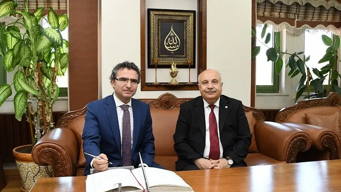 'Başsavcı Karabacak Rektör Gönüllü ile bir araya geldi'
