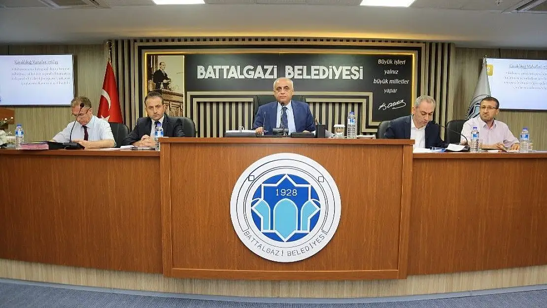 'Battalgazi Belediye Meclisi ağustos toplantısını yaptı'