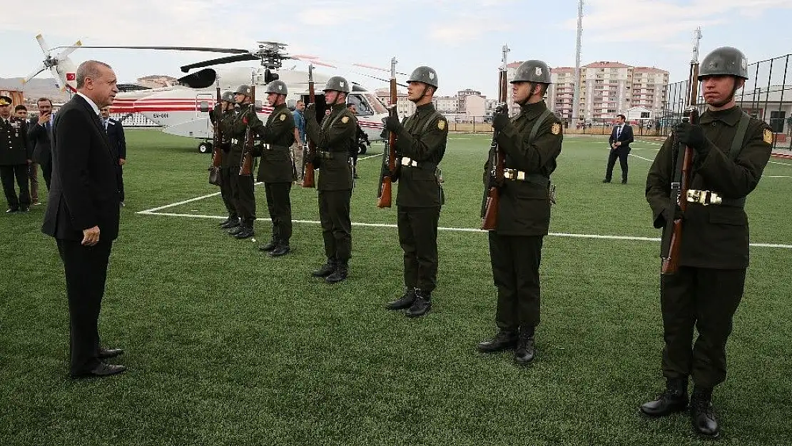 'Cumhurbaşkanı Erdoğan, şehit anne ve bebeğinin cenaze töreninde'