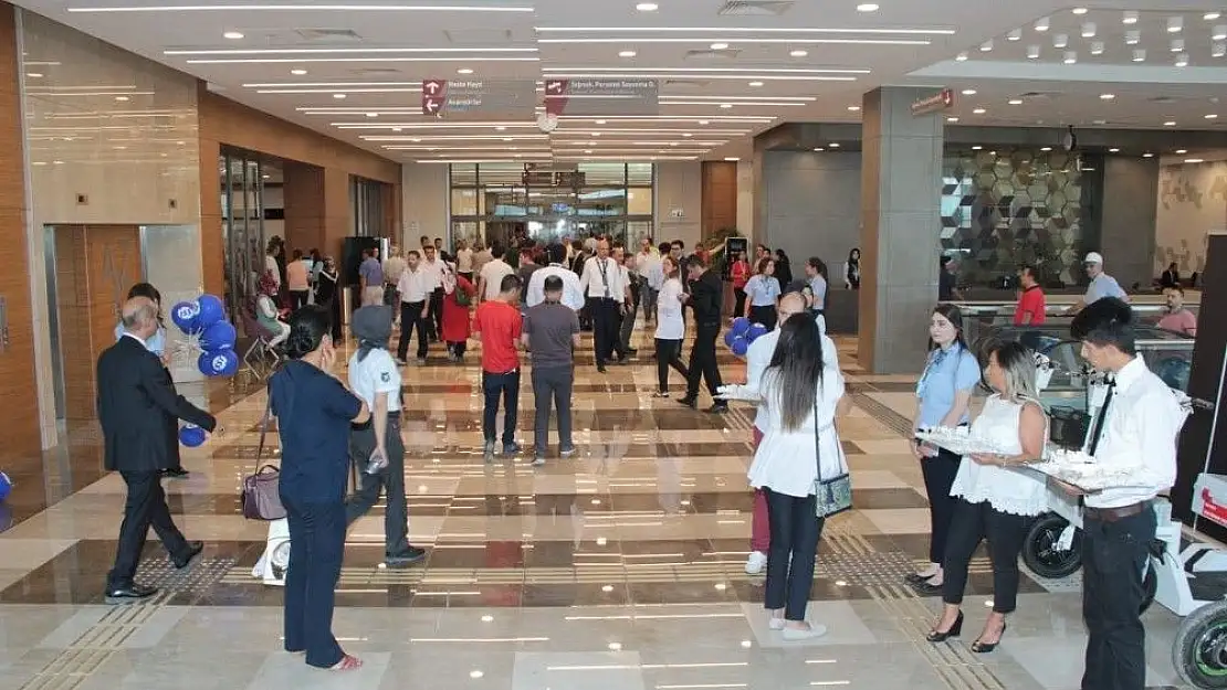 'Erdoğan´ın ''Hayalim'' dediği bir şehir hastanesi daha hizmet girdi'