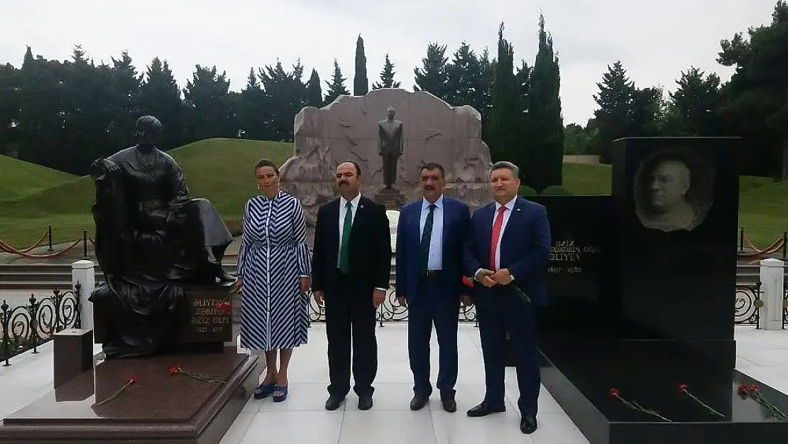 'Belediye Başkanı Gürkan Azerbaycan´da'