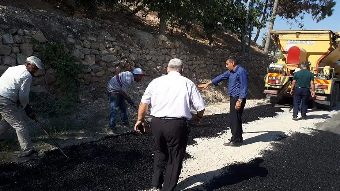 'Köyler asfalt ve parke taşıyla buluşuyor'