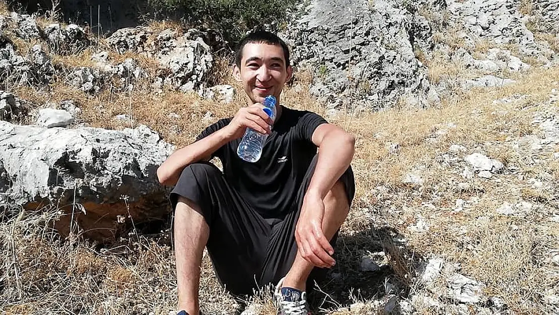 'Dağda mahsur kalan öğrenci kurtarıldı'