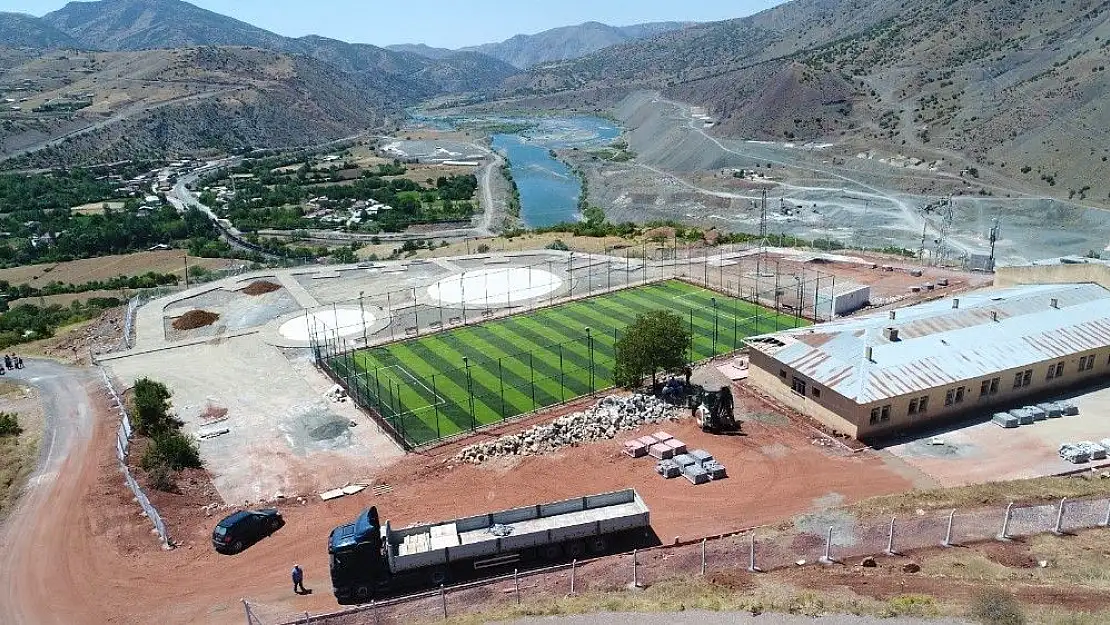 'Elazığ Belediyesi büyükşehir mantığı ile çalışıyor'