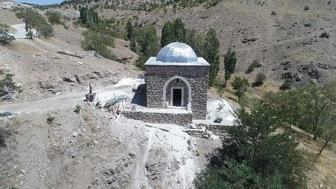 '450 yıllık mescitte ilk namaz için gün sayılıyor'