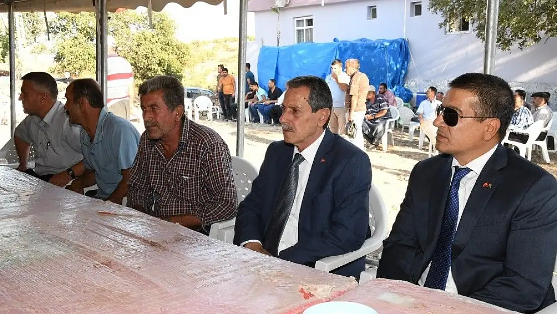 'Vali Kalkancı´dan vefat eden askerin ailesi ile bir araya geldi'