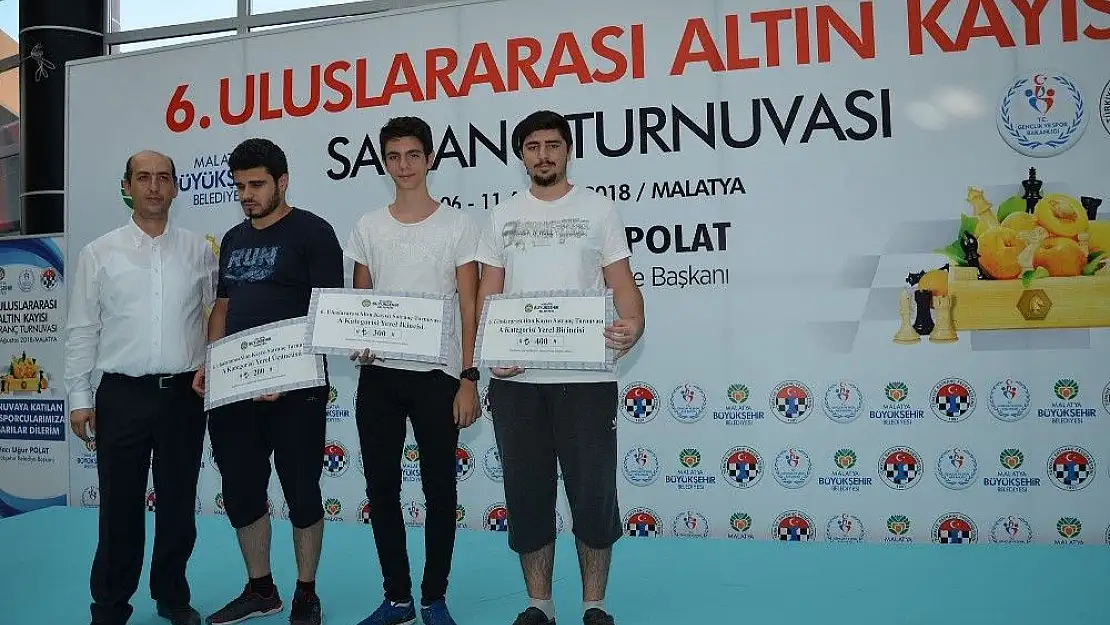 '6. Uluslararası Altın Kayısı Satranç  Turnuvası sona erdi'