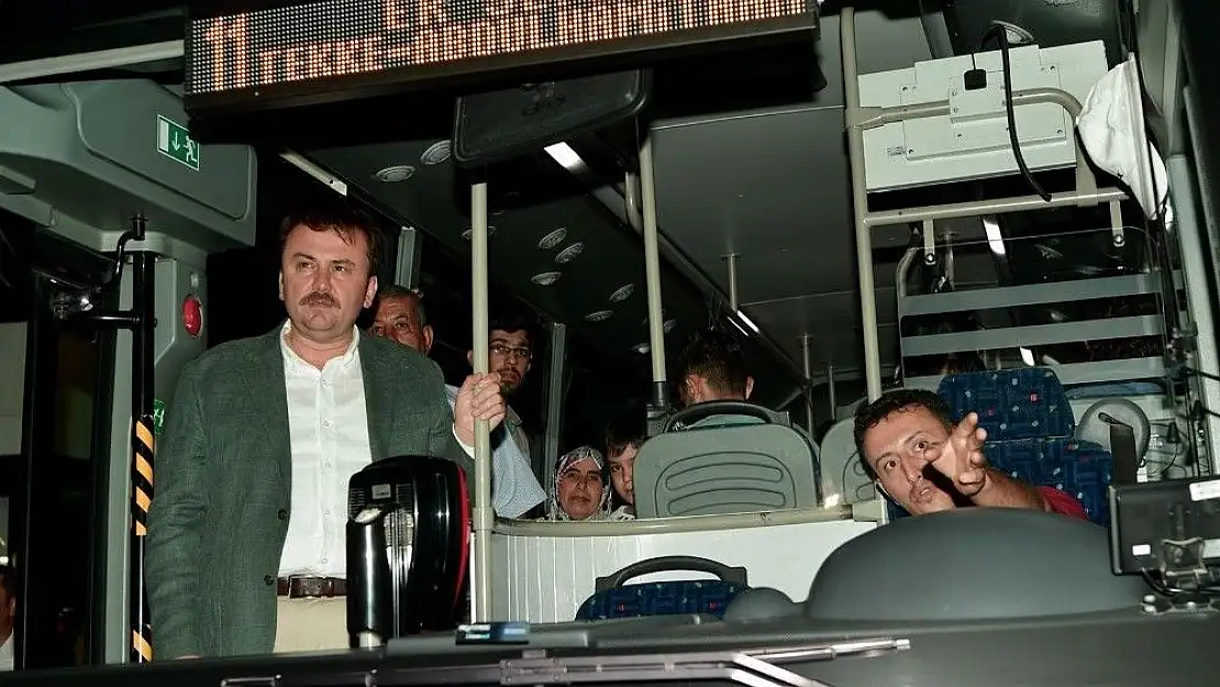 'Başkan Erkoç belediye otobüslerini denetledi'