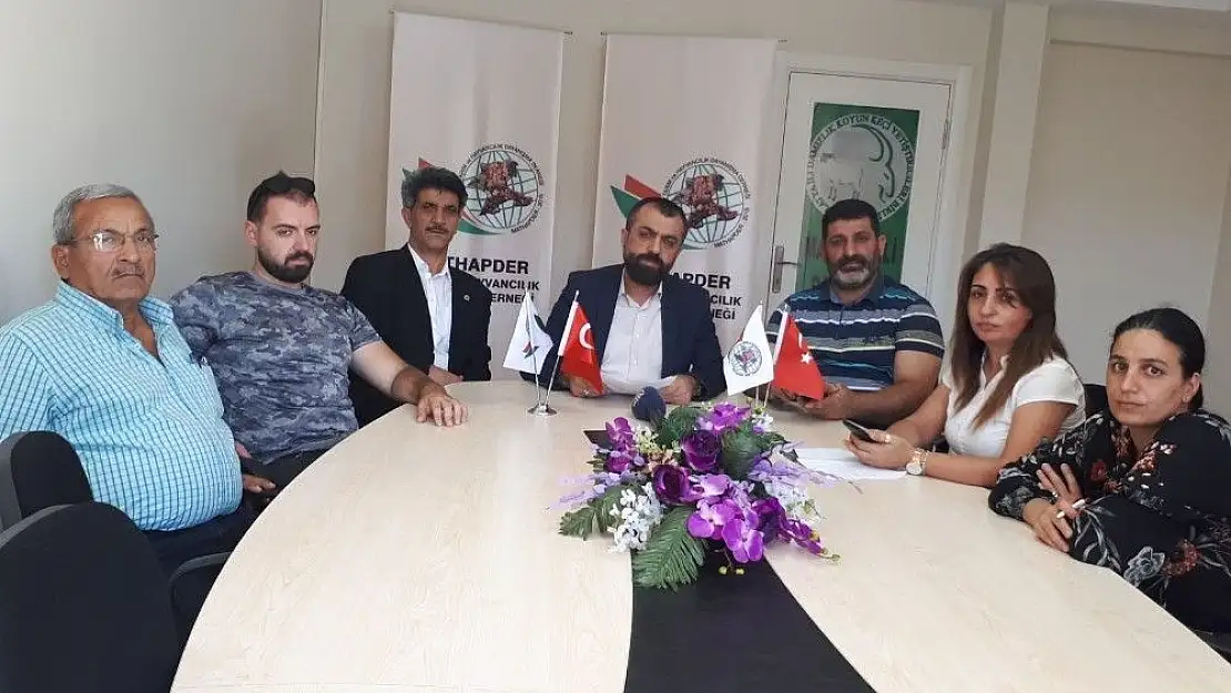 'Akın´dan ´oyunu bozalım´ çağrısı'
