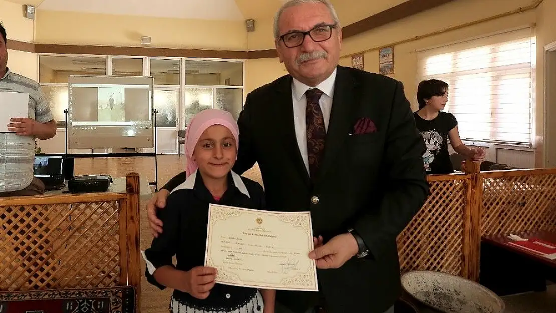 'İşitme engelliler Kur´an okumayı öğrendi'