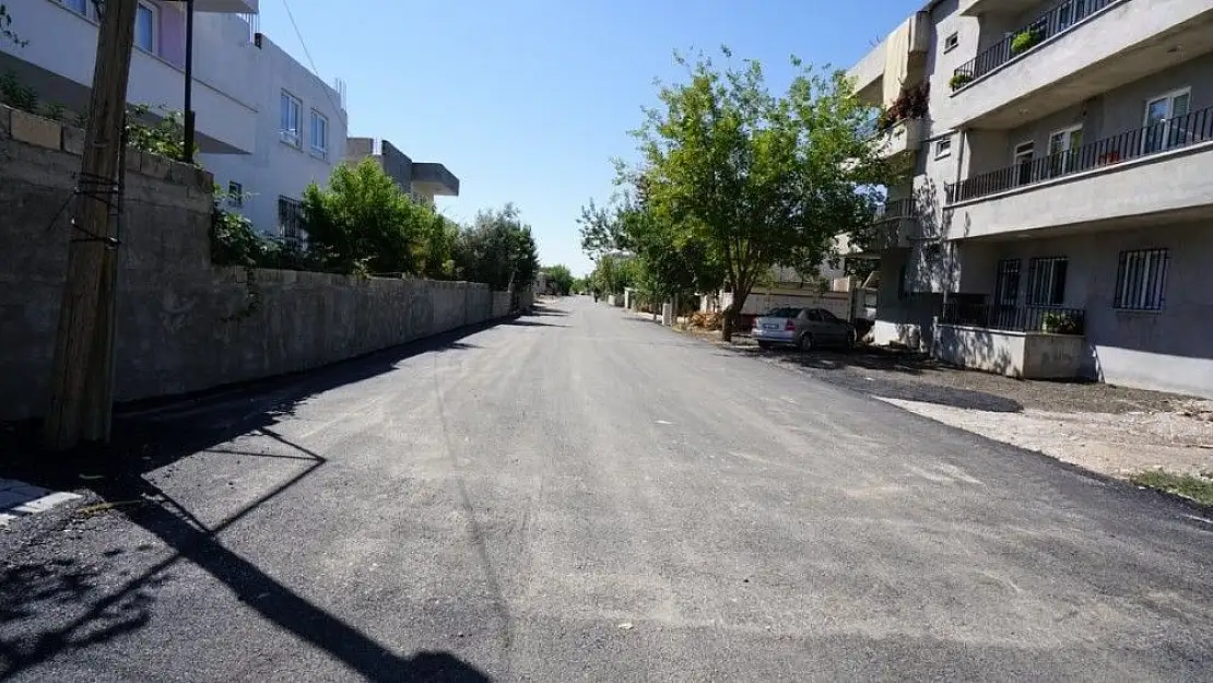 'Yeni Sanayi Mahallesinde asfalt ve kaldırım çalışması yapıldı'