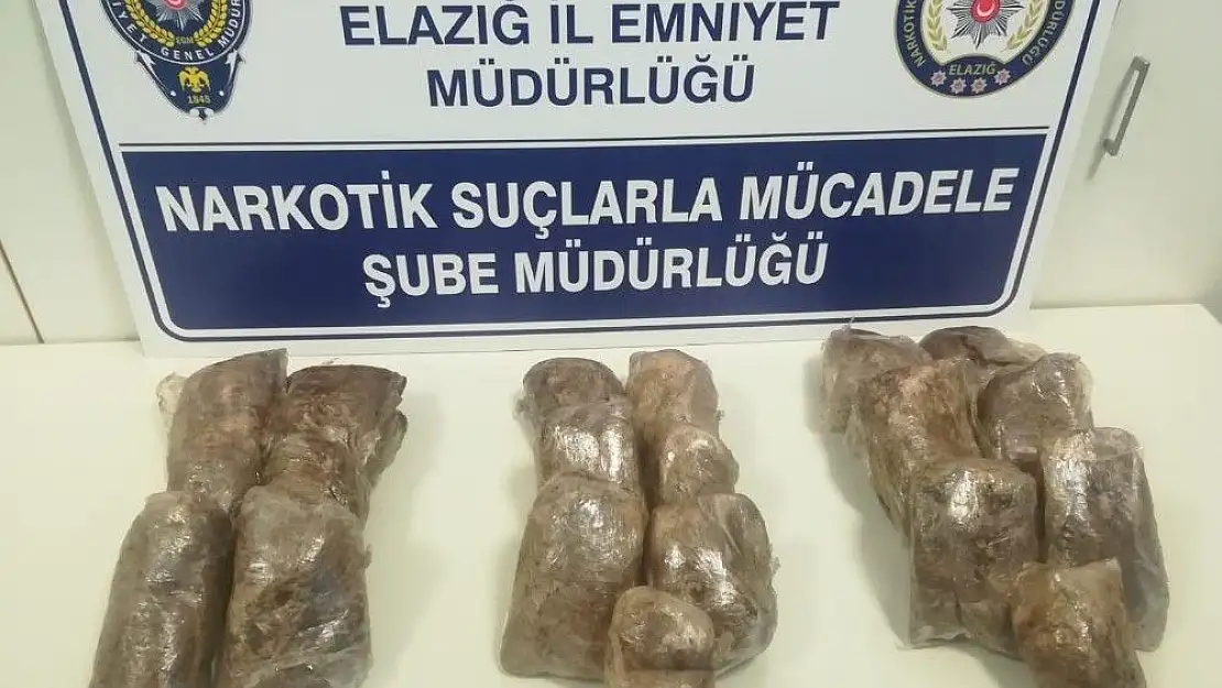'Kahveyle kaplı 8 kilo 700 gram eroin ele geçirildi'