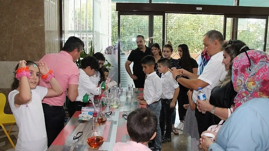 'Pekfen´de yaz okulu sona erdi'