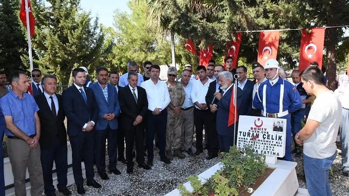 'Vali Kalkancı´dan şehitliğe ziyaret ziyaret etti'