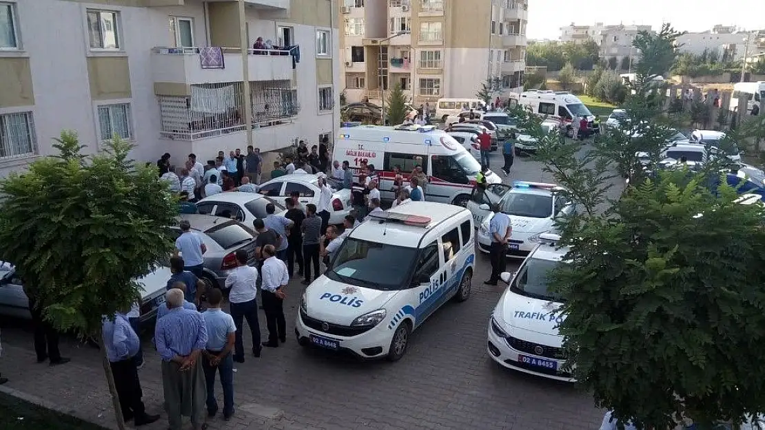 'Cinnet getiren baba 2 kızını öldürüp intihar etti'