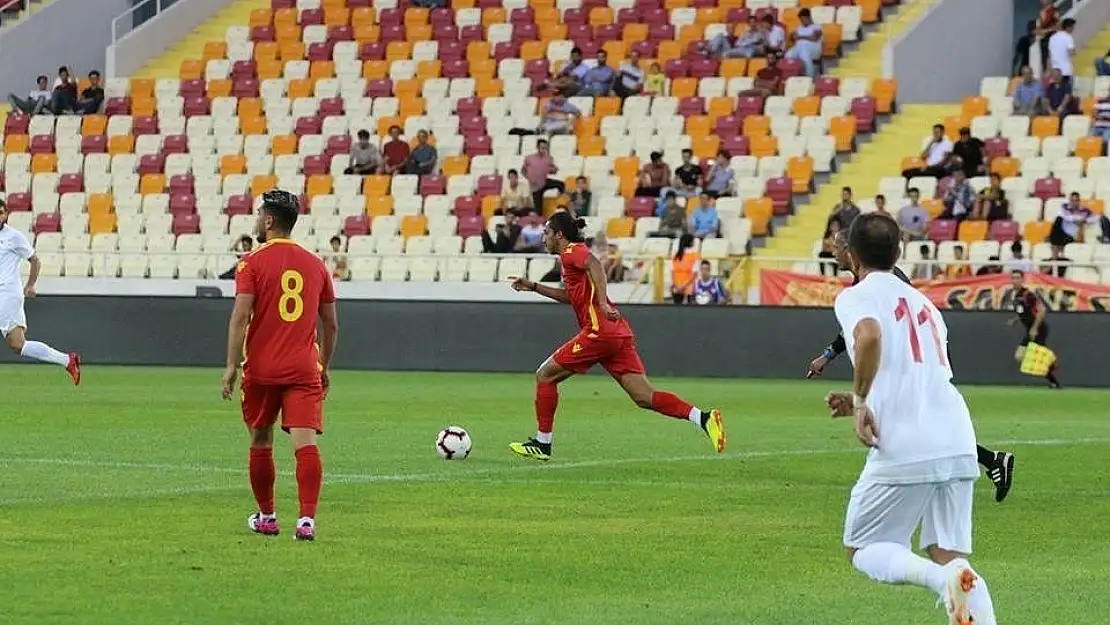 Evkur Yeni Malatyaspor´un iki personeline ihtar