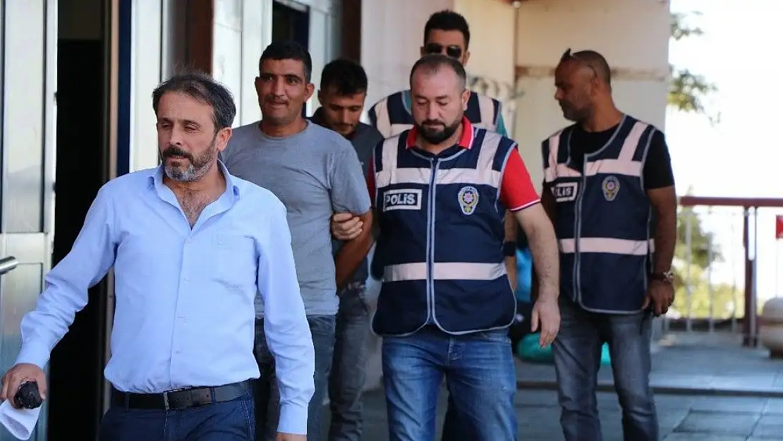 'Aynı fabrikaya ikinci kez girince yakalandılar'