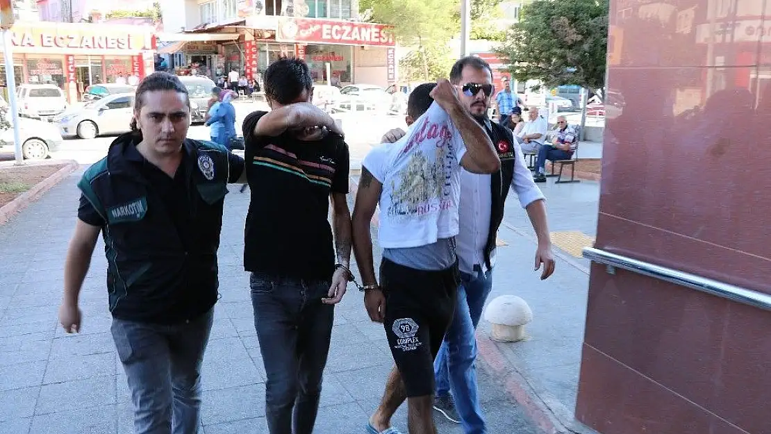 'Kahramanmaraş´ta uyuşturucu operasyonu: 4 gözaltı'