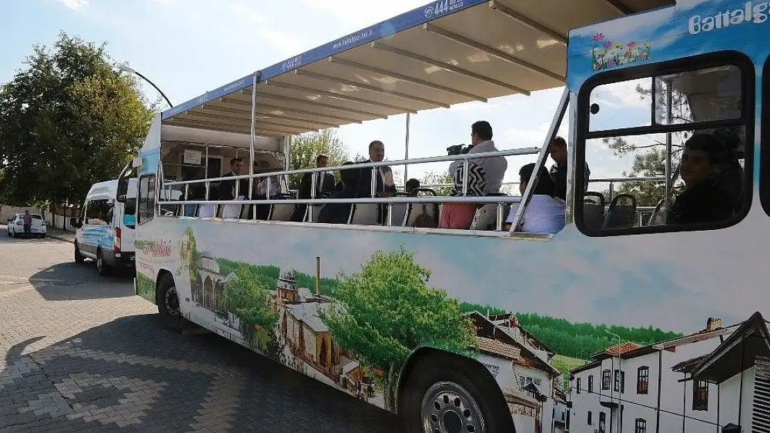 'Battalgazi´de tarihi mekanları gezdiler'