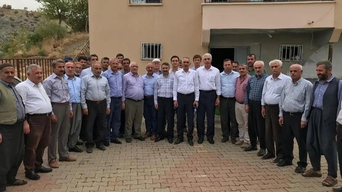 'Milletvekili Taş köylerde vatandaşlarla bir araya geldi'