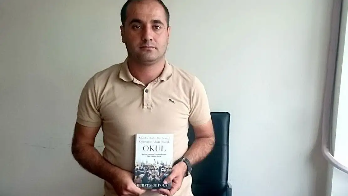 '`Okul´ kitabında okul ile toplum ilişkisi konu edildi'