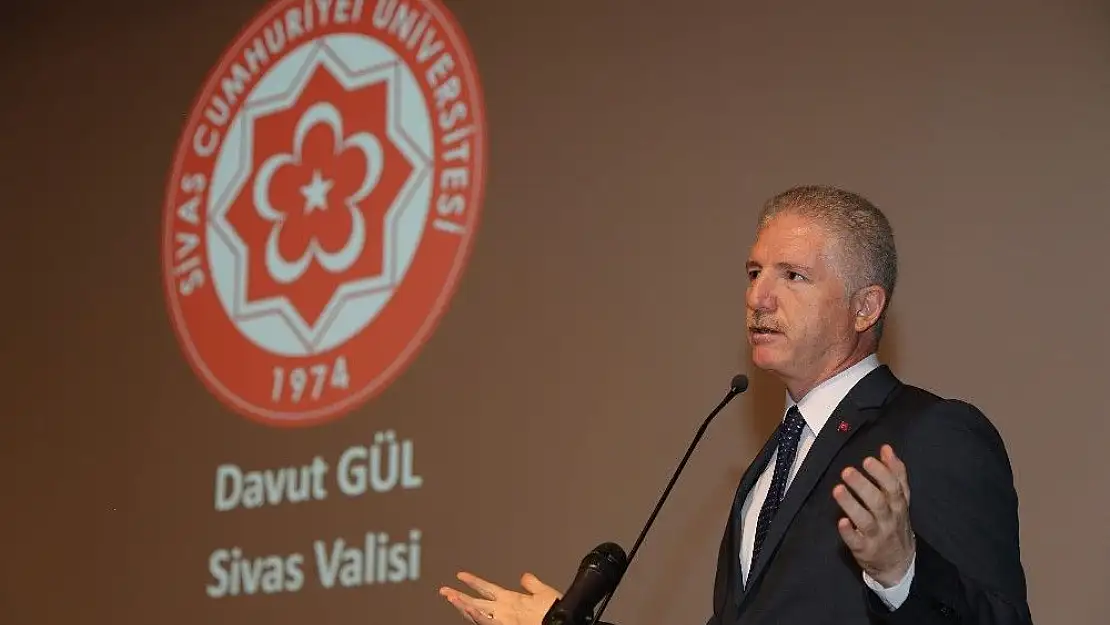 'Vali Gül´den öğrencilere KYK müjdesi'