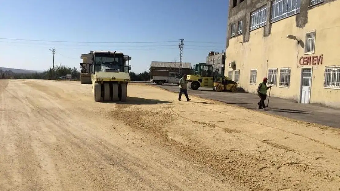 'Yunus Emre Mahallesinde asfalt hazırlığı'