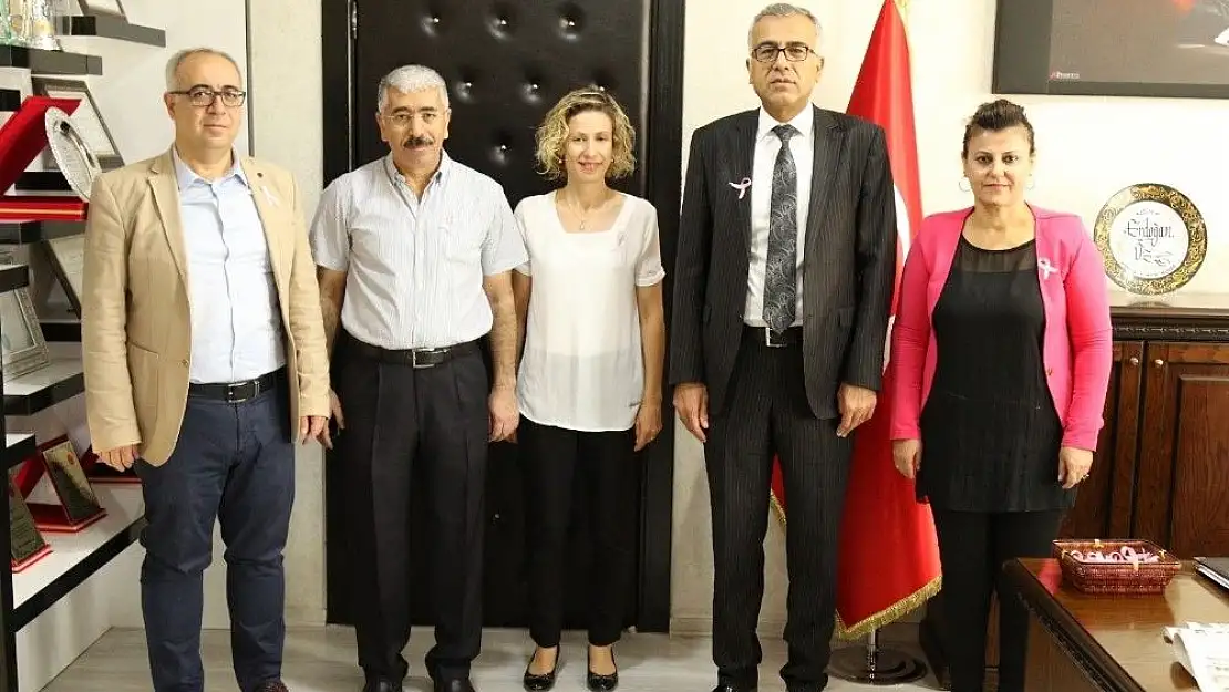 'Meme kanseri ile ilgili bilgilendirmeler yapıldı'