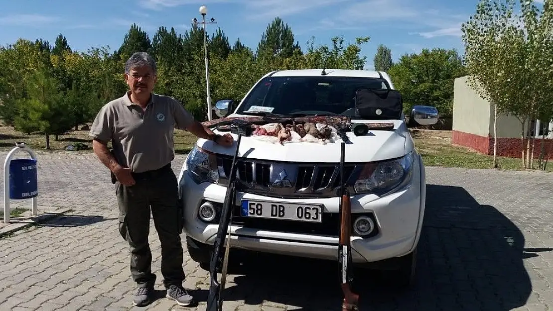 'Ses düzeneği ile keklik avlayan 3 kişi yakalandı'