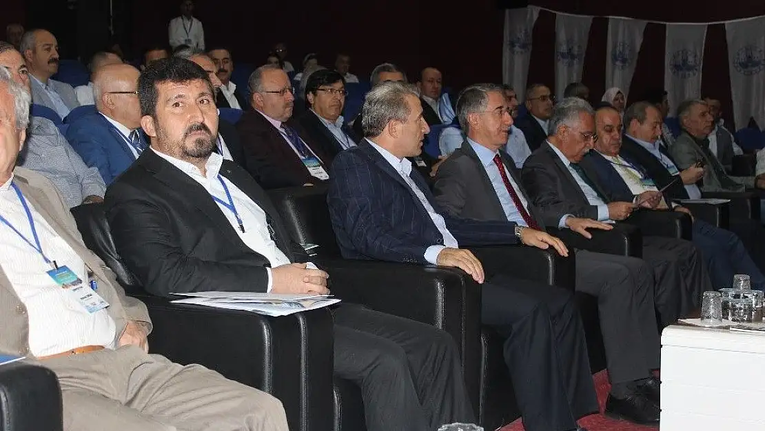 'Elazığ´da ''Şehir Kültürü, Kültürlü Şehir'' sempozyumu'