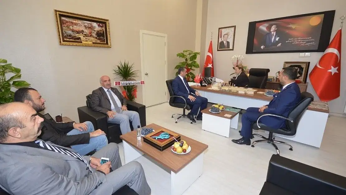 'MHP´li Avşar´dan, Rektör Karabulut´a ziyaret'