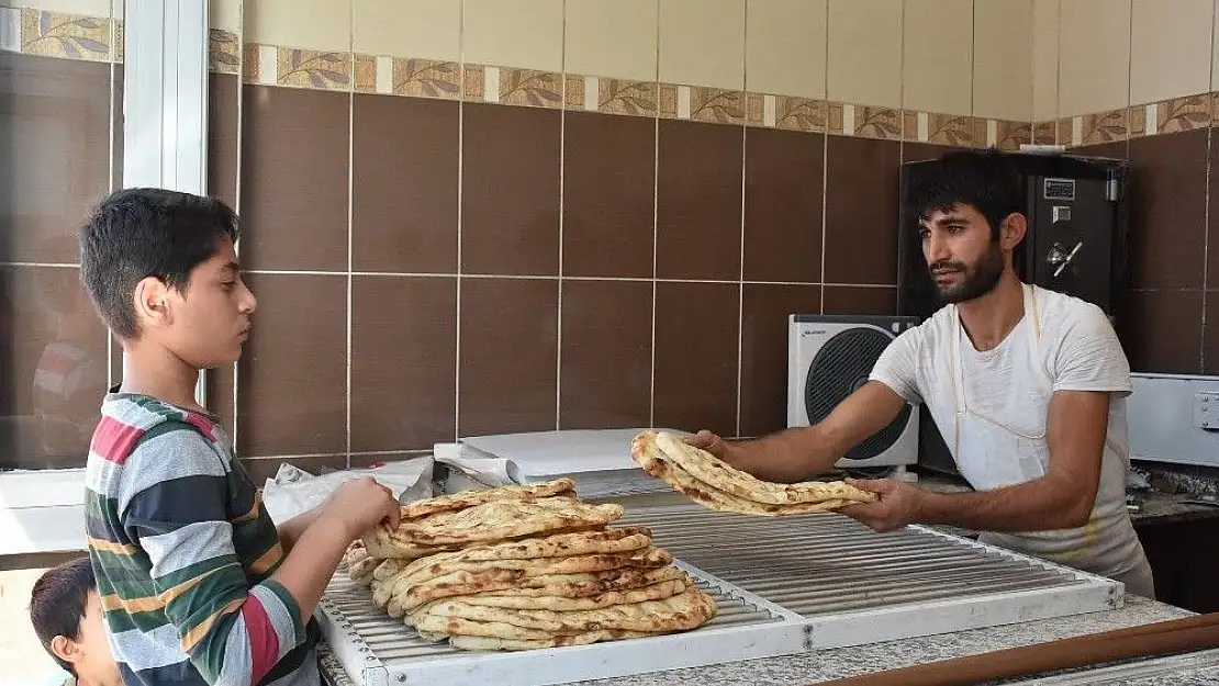 'Enflasyonla mücadele için ekmeği 90 kuruşa indirdi'