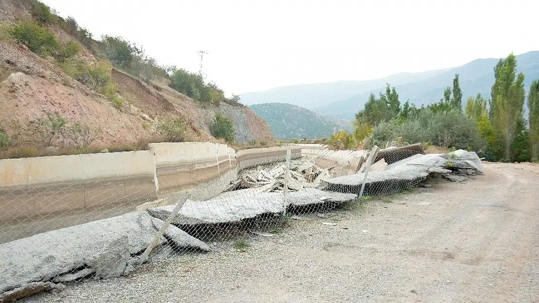 'HES kanalı karton gibi parçalandı'