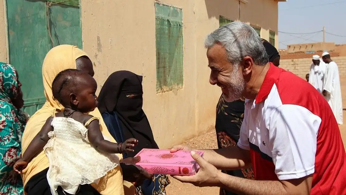 'Kahramanmaraş´tan Sudan´a 20 bin Kur´an-ı Kerim'