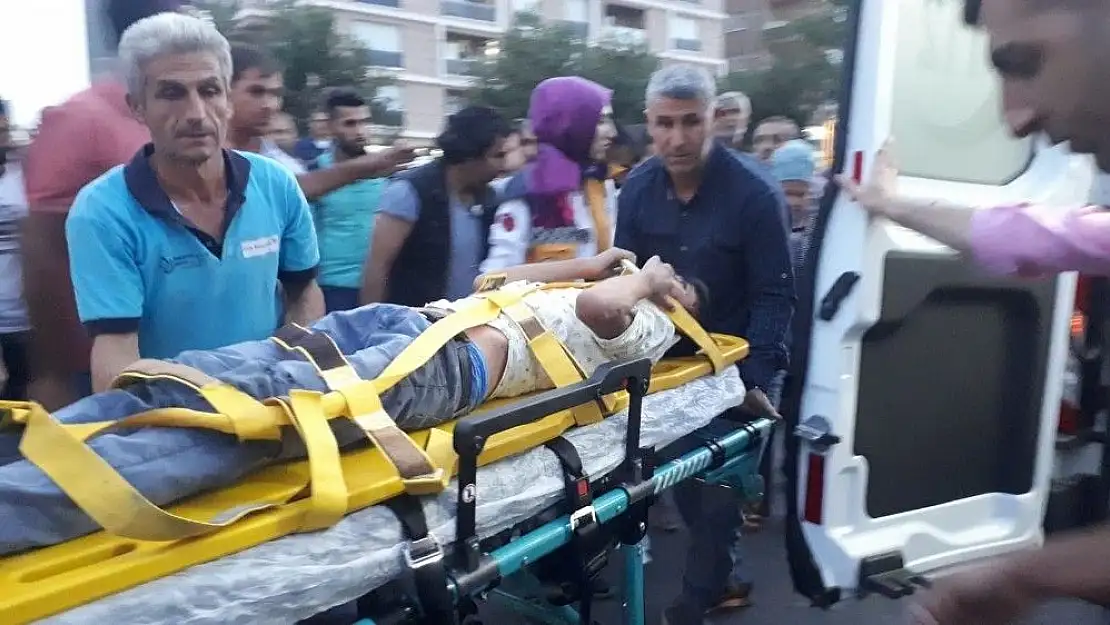 'Minibüsün çarptığı çocuk yaralandı'