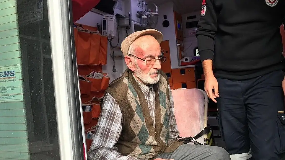 'Yaşlı adam alevlerin içerisinden kurtarıldı'
