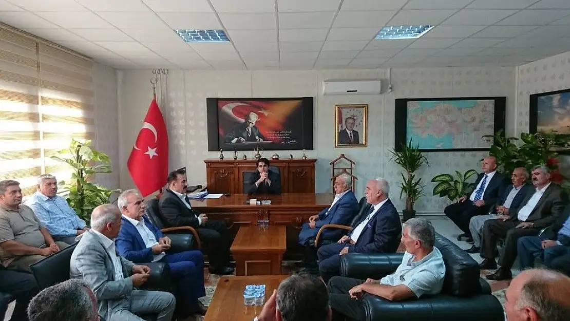 'Samsat ilçesinde Muhtarlar Günü kutlandı'