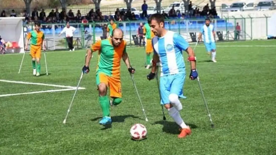 'Büyükşehir Belediyesi ampute takımı Osmanlı engelliler ile karşılaşacak'
