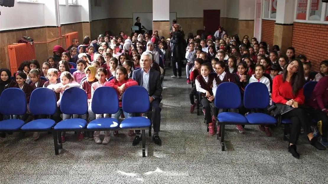 'Elazığ´da ''Küçük Yüreklerden Bilinçli Annelere'' projesi'