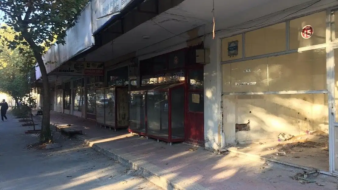 'Eski Şire Pazarı mahalle sakinlerini tedirgin ediyor'