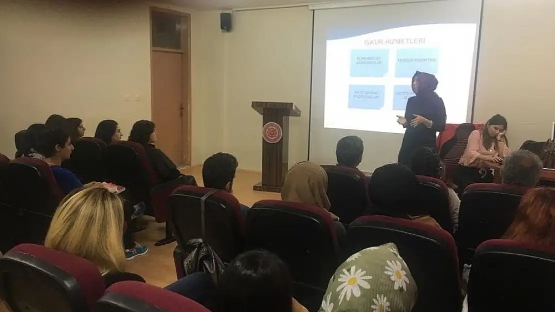 'İŞKUR´dan üniversite öğrencilerine seminer'