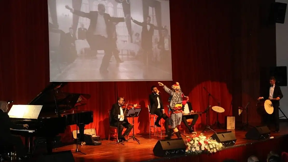 'Keman ve piyano ile Yurt Ezgileri konserine yoğun ilgi'