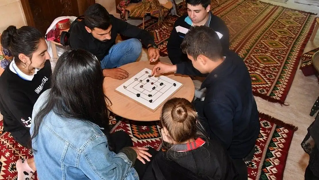 'Unutulmaya yüz tutmuş oyunlar oynandı'