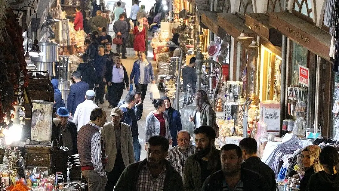 'Tarihi kapalı çarşı yarım asırdır canlılığını koruyor'