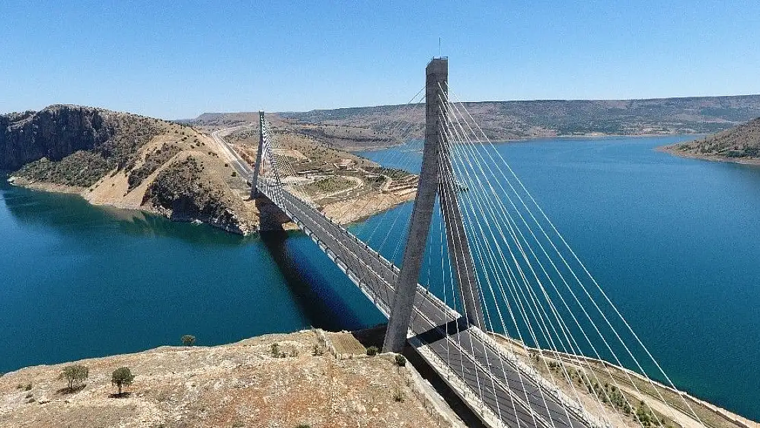 'Doğu´nun Boğaz Köprüsü´nden 2 milyondan fazla araç geçti'