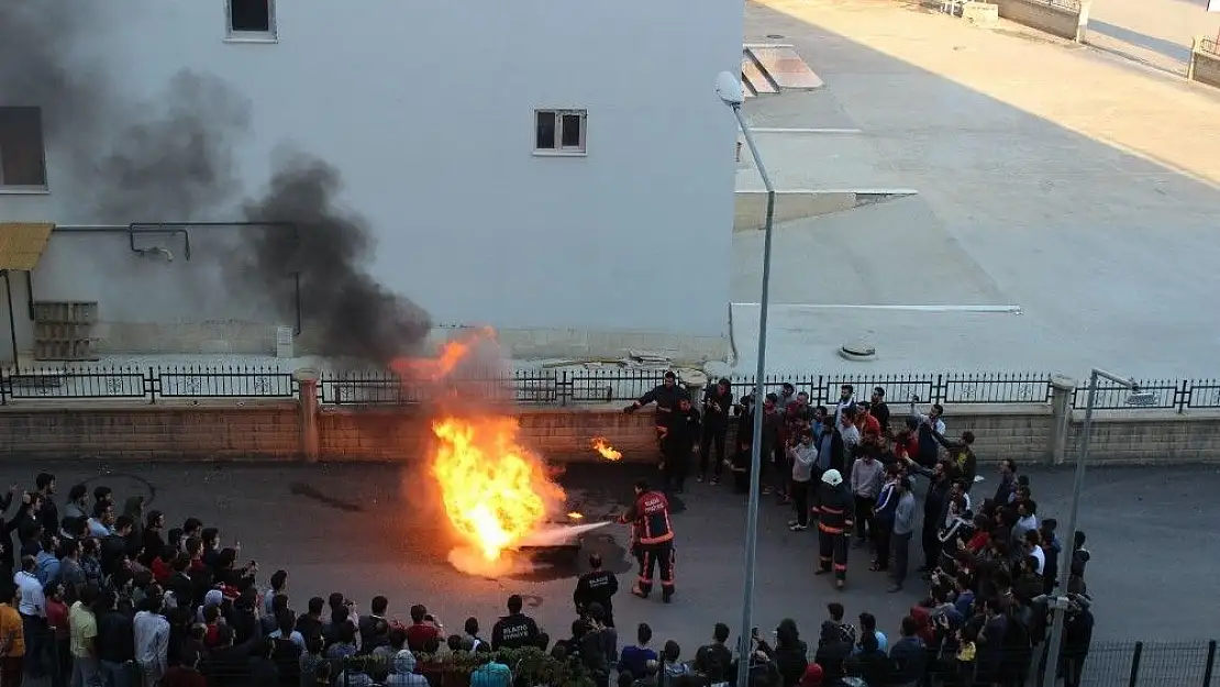 'Elazığ´da yurtta yangın tatbikatı yapıldı'